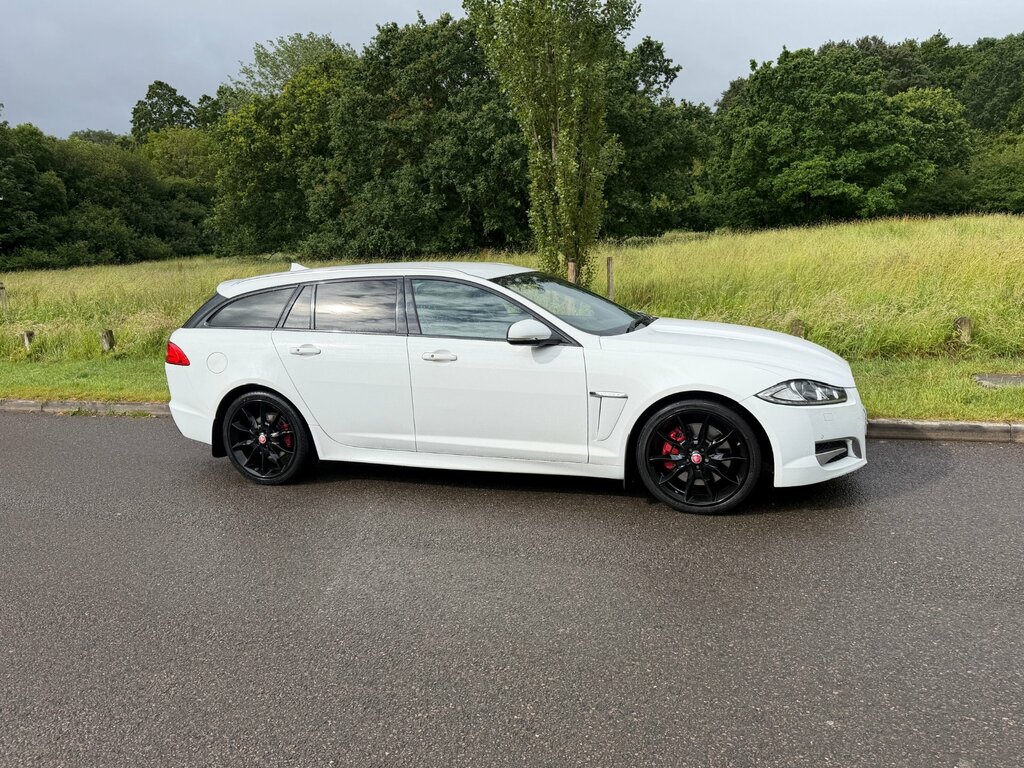 Jaguar XF 3.0D S V6 Premium Luxury Sportbrake White
