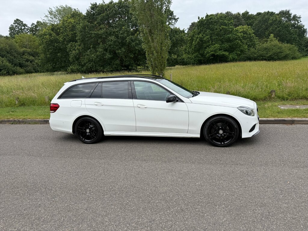 Mercedes-Benz E Class 2.1 E220 Amg Night Edition Premium Eur AV65AZZ White #2