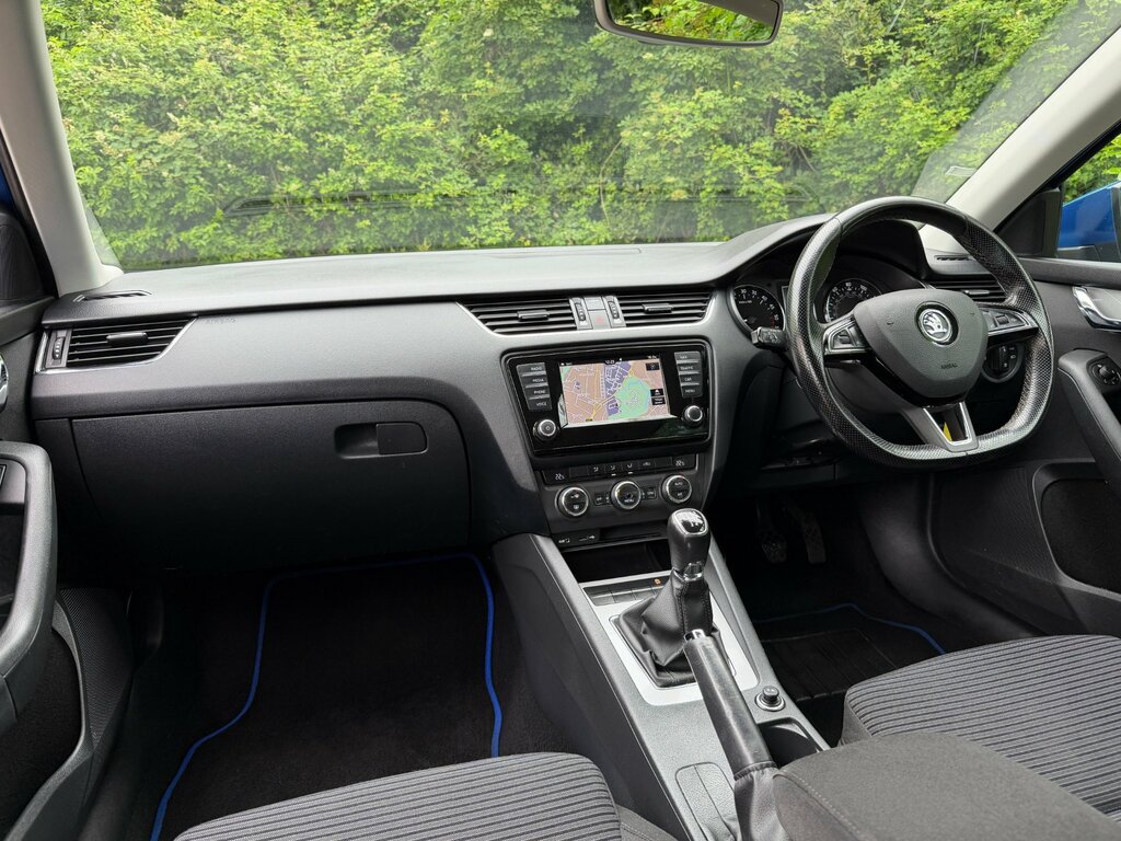 Skoda Octavia 1.6 Tdi Se Sport Euro 6 Blue #6