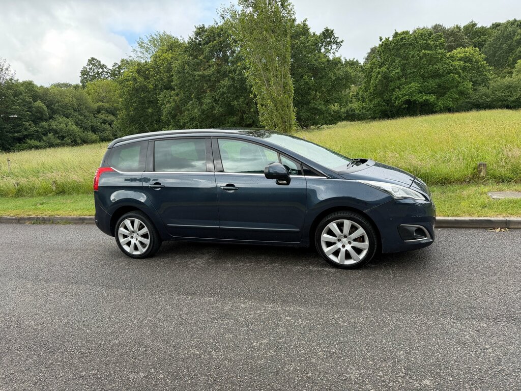 Peugeot 5008 1.6 Bluehdi Allure Euro 6 - 7 Seater Blue