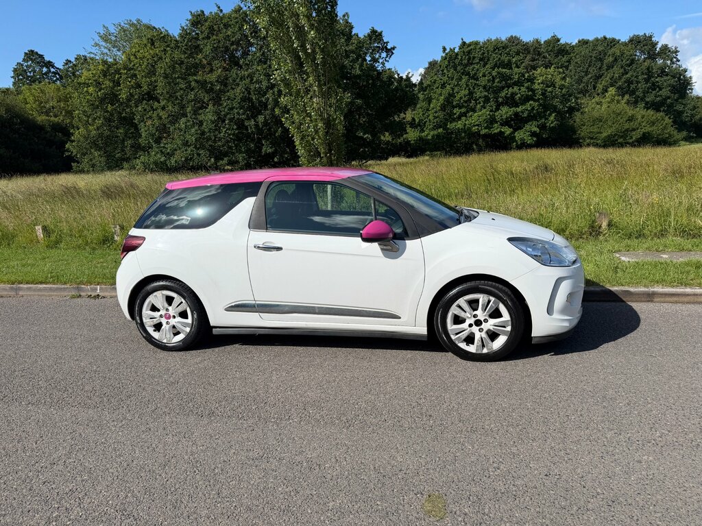 Citroen DS3 1.6 Vti Dstyle Pink White #2