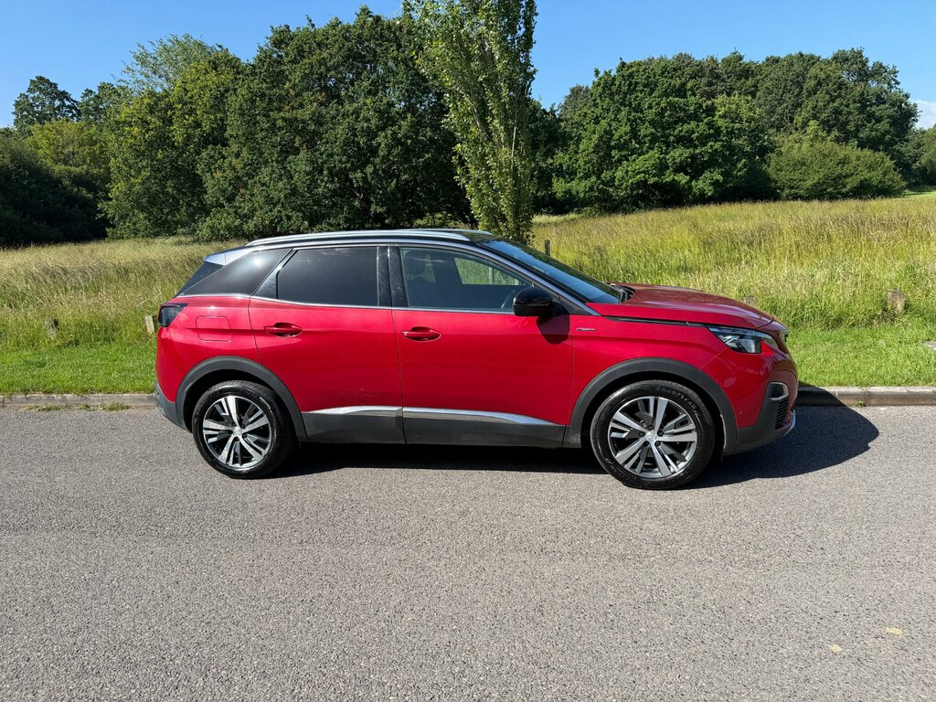 Peugeot 3008 1.5 Bluehdi Gt Line Euro 6 MM18NMK Red #2