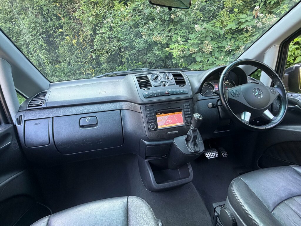 Mercedes-Benz Viano Cdi Blueefficiency Ambiente Black #4