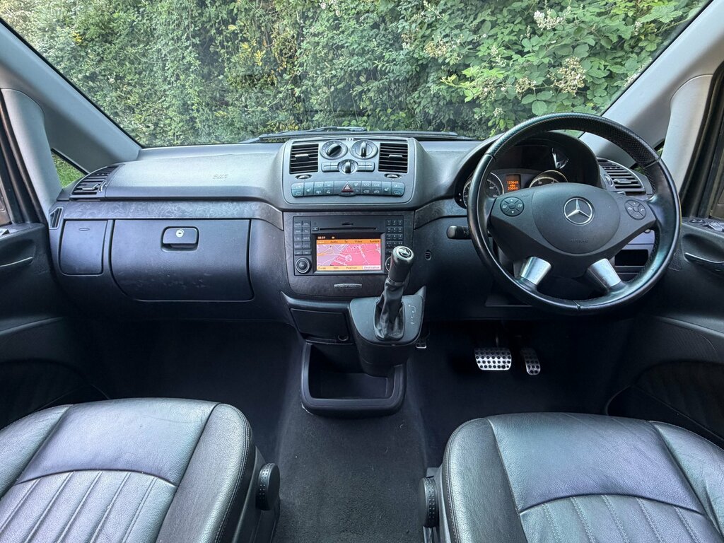 Mercedes-Benz Viano Cdi Blueefficiency Ambiente Black #8