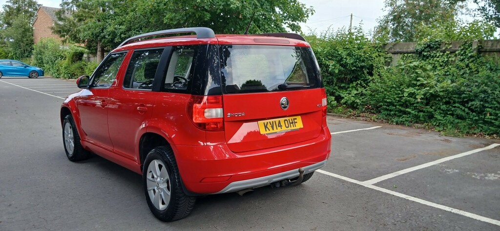 Skoda Yeti Suv 1.2 Tsi S 2014 KV14OHF Red #5