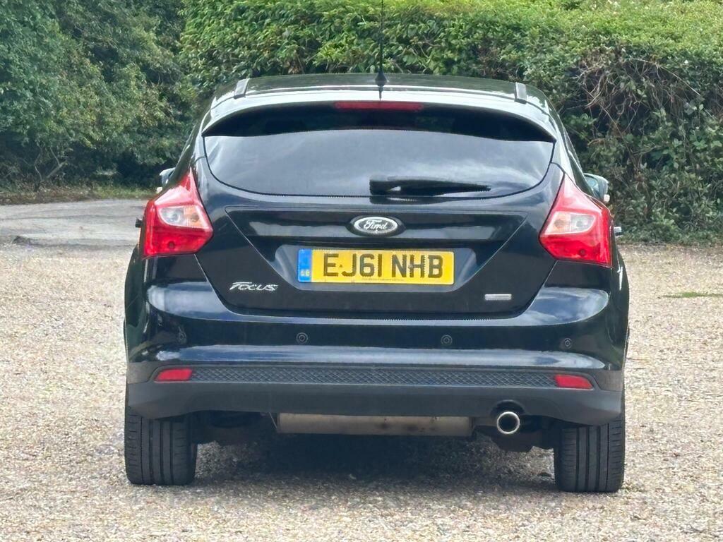 Ford Focus 1.6 Zetec Estate 100 Bhp Black #14