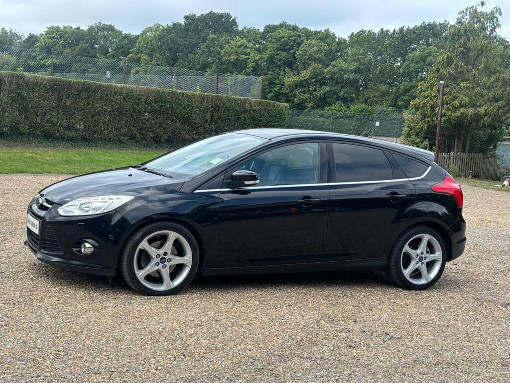 Ford Focus 1.6 Zetec Estate 100 Bhp Black #13