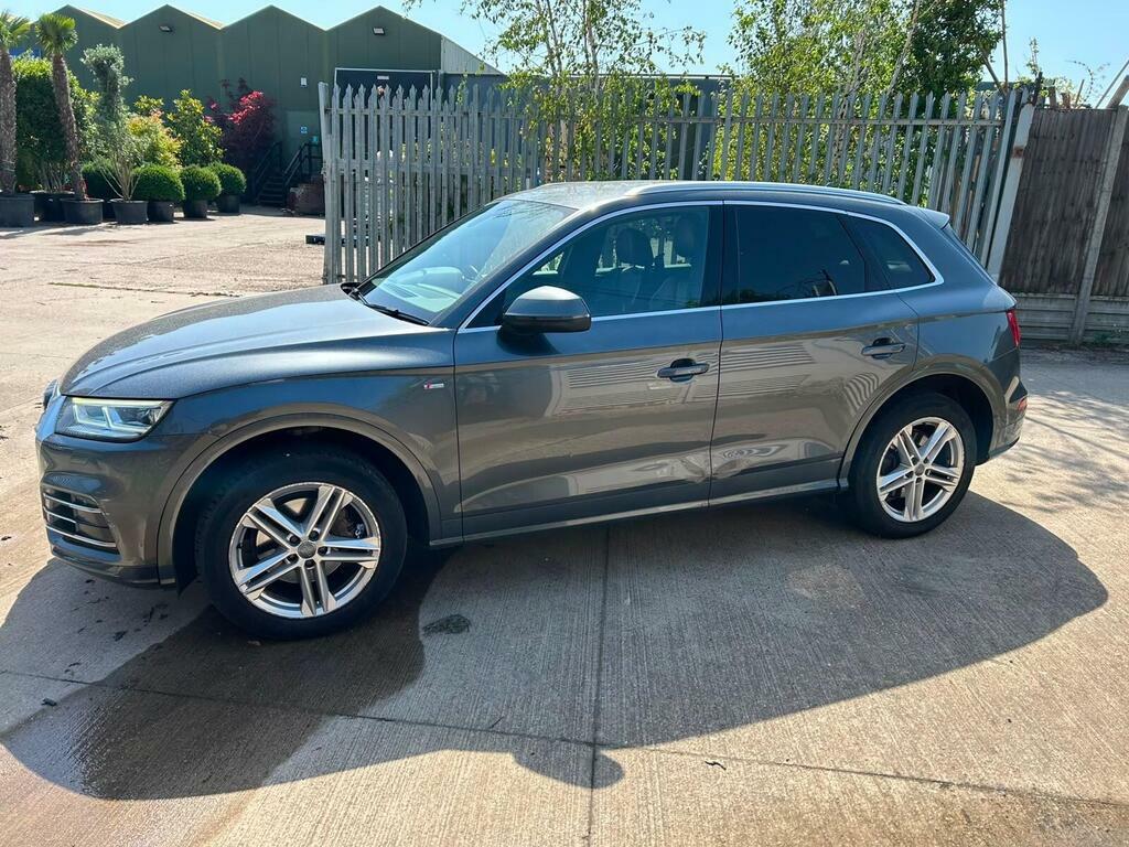 Audi Q5 Tdi Black Edition Blue #4