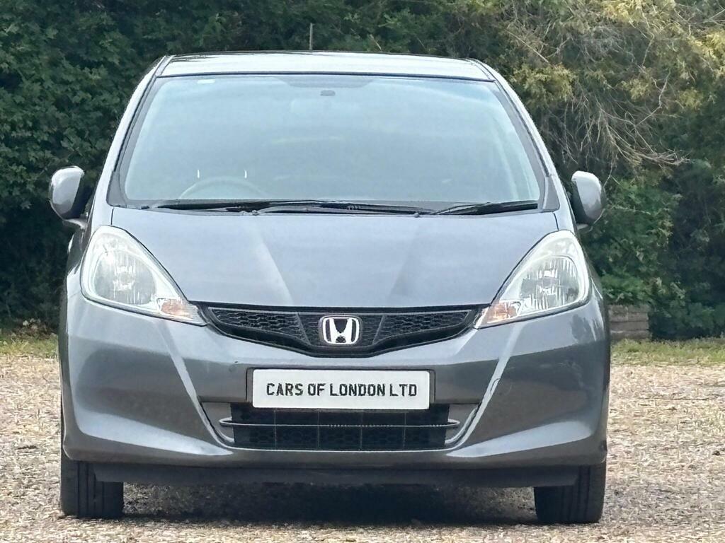 Honda Jazz 1.4 I-vtec Es Plus Cvt Euro 5 Grey #2