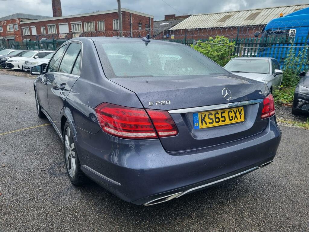 Mercedes-Benz E Class Se Blue #5