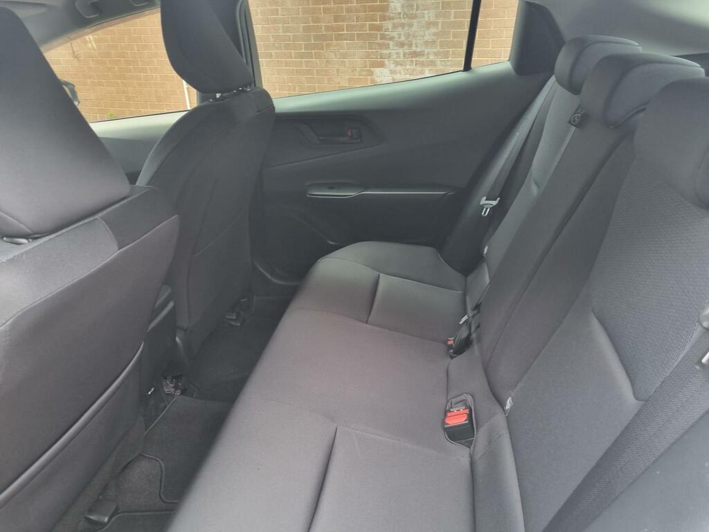 Toyota Prius Excel #16