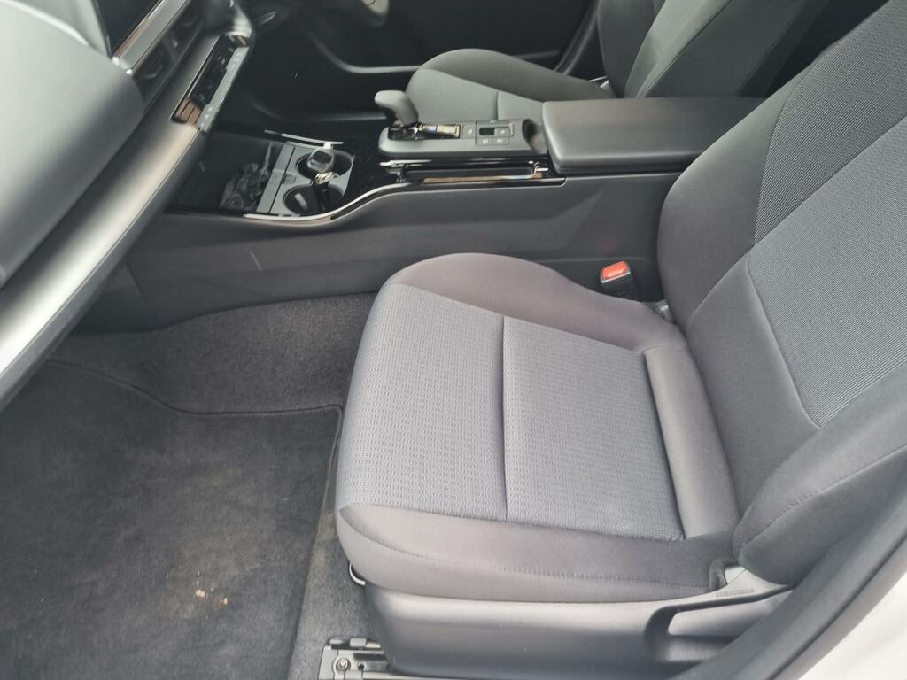 Toyota Prius Excel #39