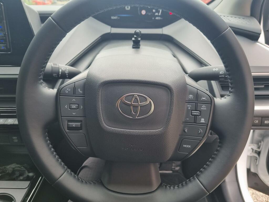 Toyota Prius Excel #36