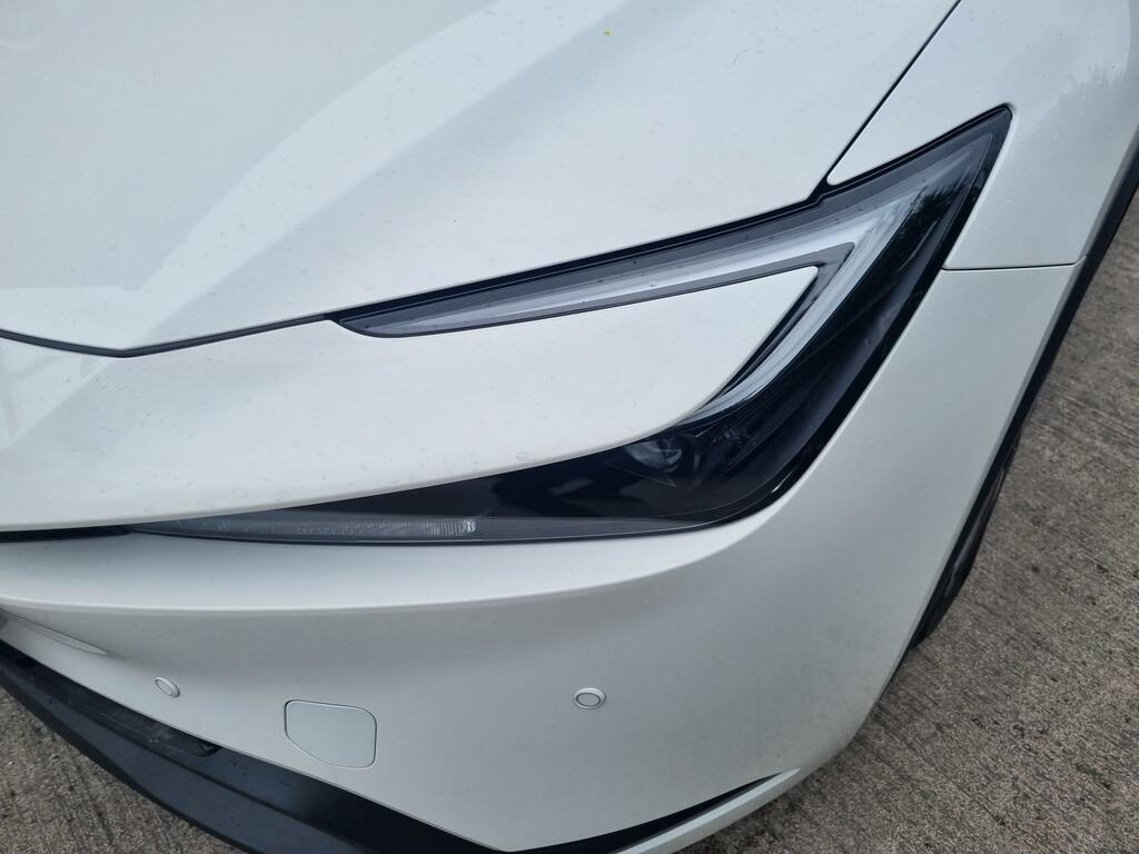 Toyota Prius Excel #46