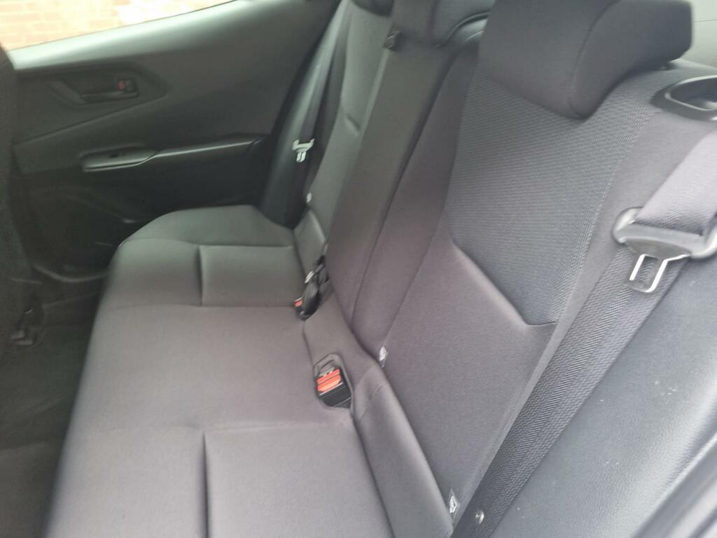 Toyota Prius Excel #19