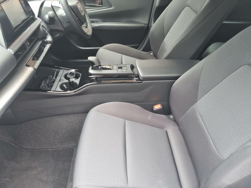 Toyota Prius Excel #42