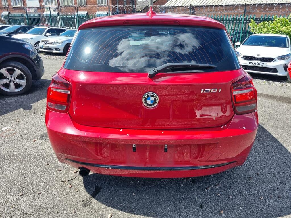 BMW 1 Series Se Red #6