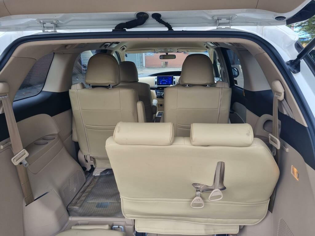 Toyota Estima Mpv Grey #14