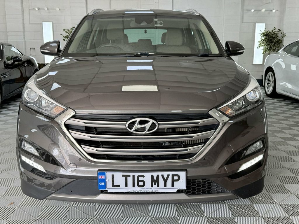 Hyundai Tucson 2016 2.0 Crdi Premium Suv 4Wd Euro Brown #5