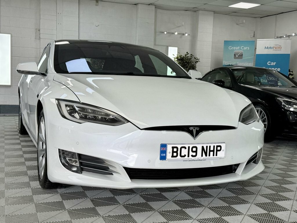 Tesla Model S 2019 100D Dual Motor Hatchback White #4