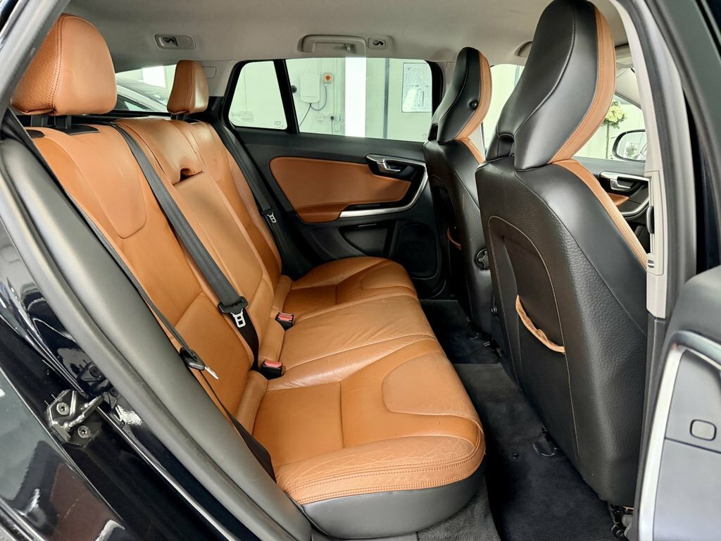 Volvo V60 Se Silver #12
