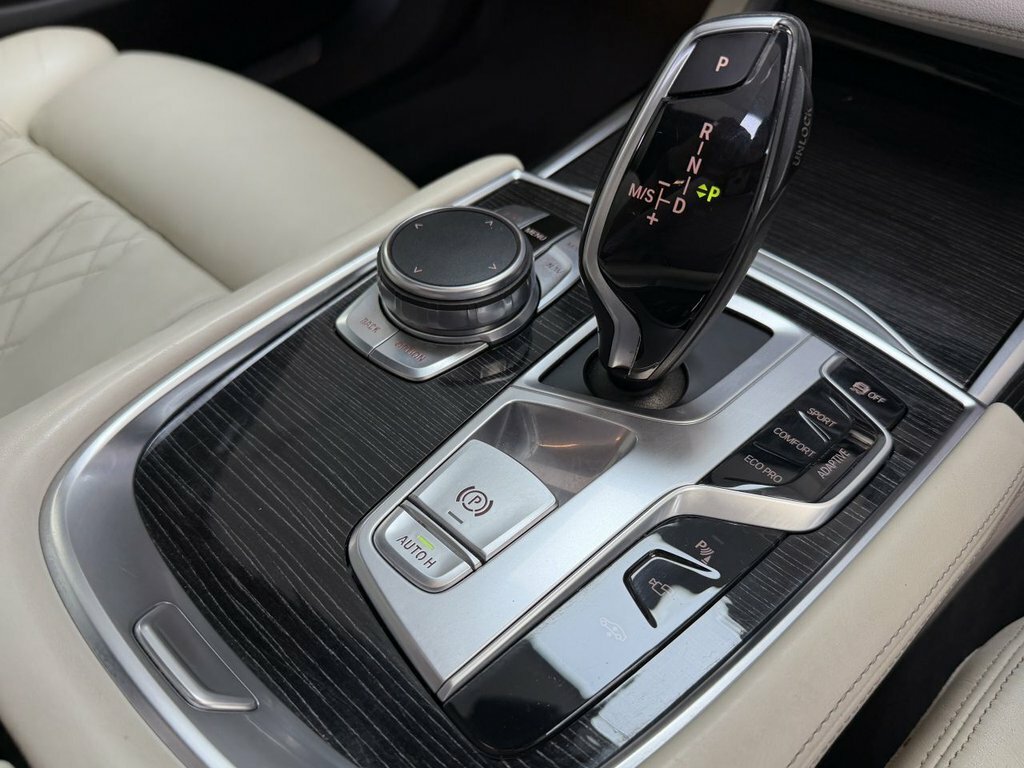 BMW 7 Series Grey #39