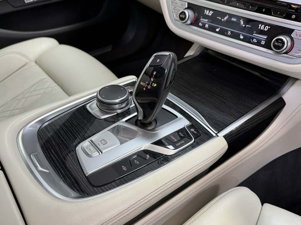 BMW 7 Series Grey #38