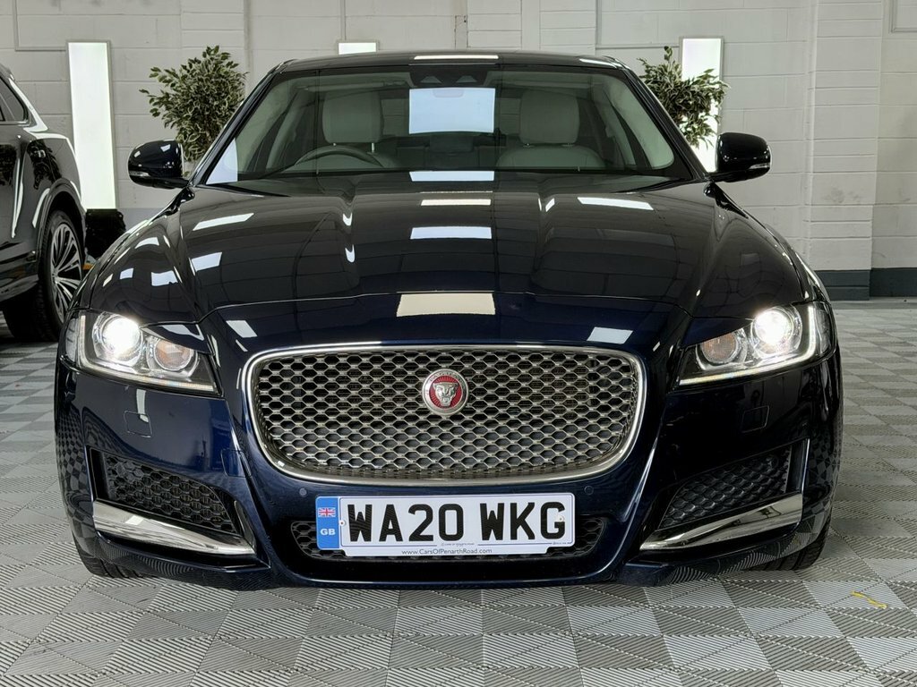 Jaguar XF 2020 2.0I Portfolio Gpf Saloon Eur Blue #5