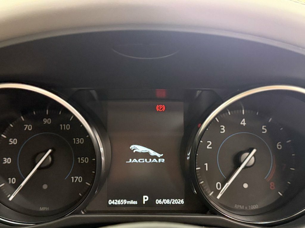 Jaguar XF R-dynamic Se Grey #38