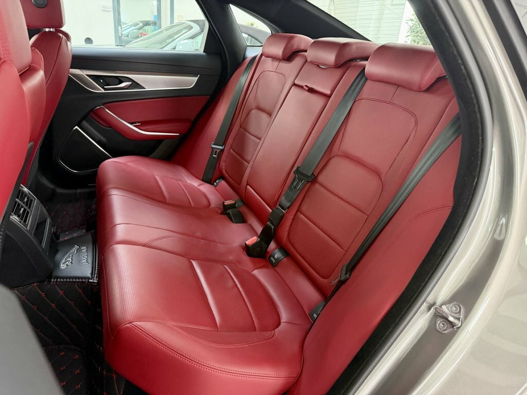 Jaguar XF R-dynamic Se Silver #20
