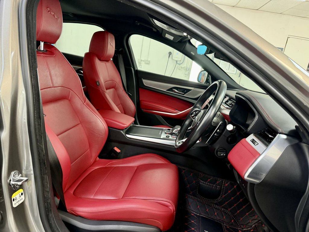 Jaguar XF R-dynamic Se Silver #29