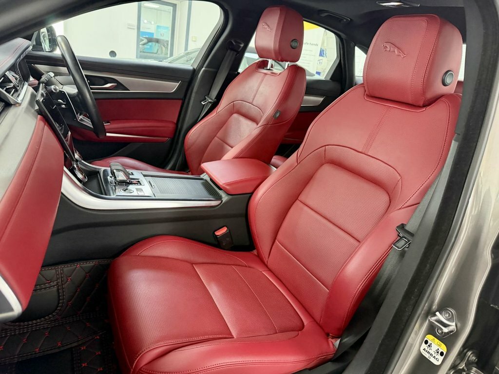 Jaguar XF R-dynamic Se Silver #24
