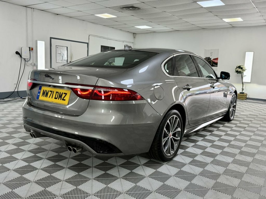 Jaguar XF R-dynamic Se Silver #10