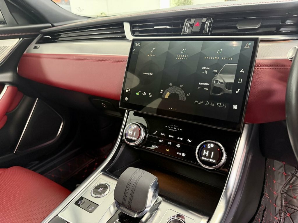 Jaguar XF R-dynamic Se Silver #35