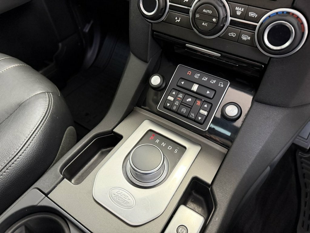 Land Rover Discovery 4 Graphite Black #38