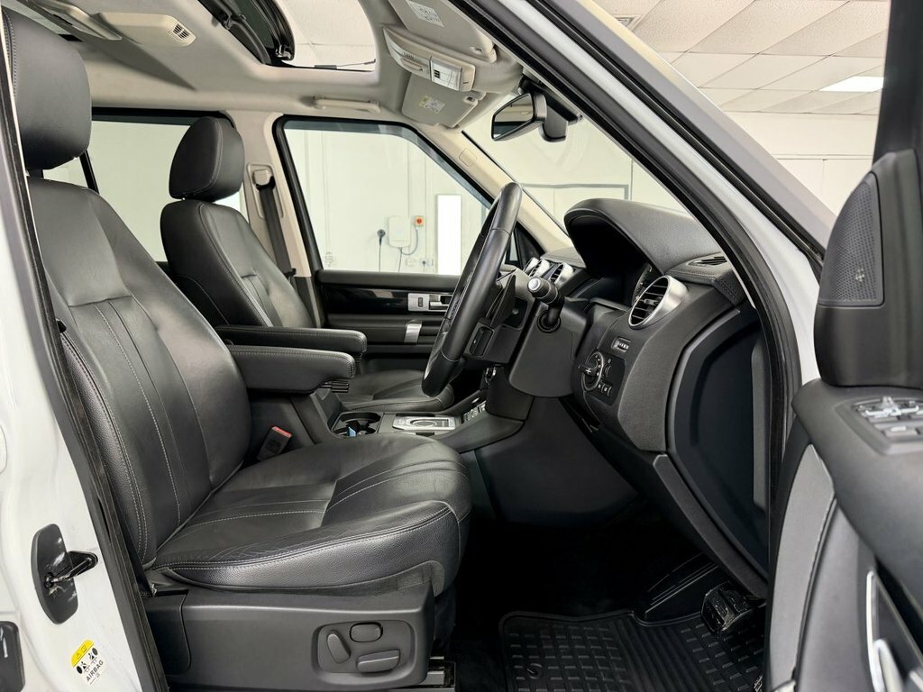 Land Rover Discovery 4 Graphite Black #32