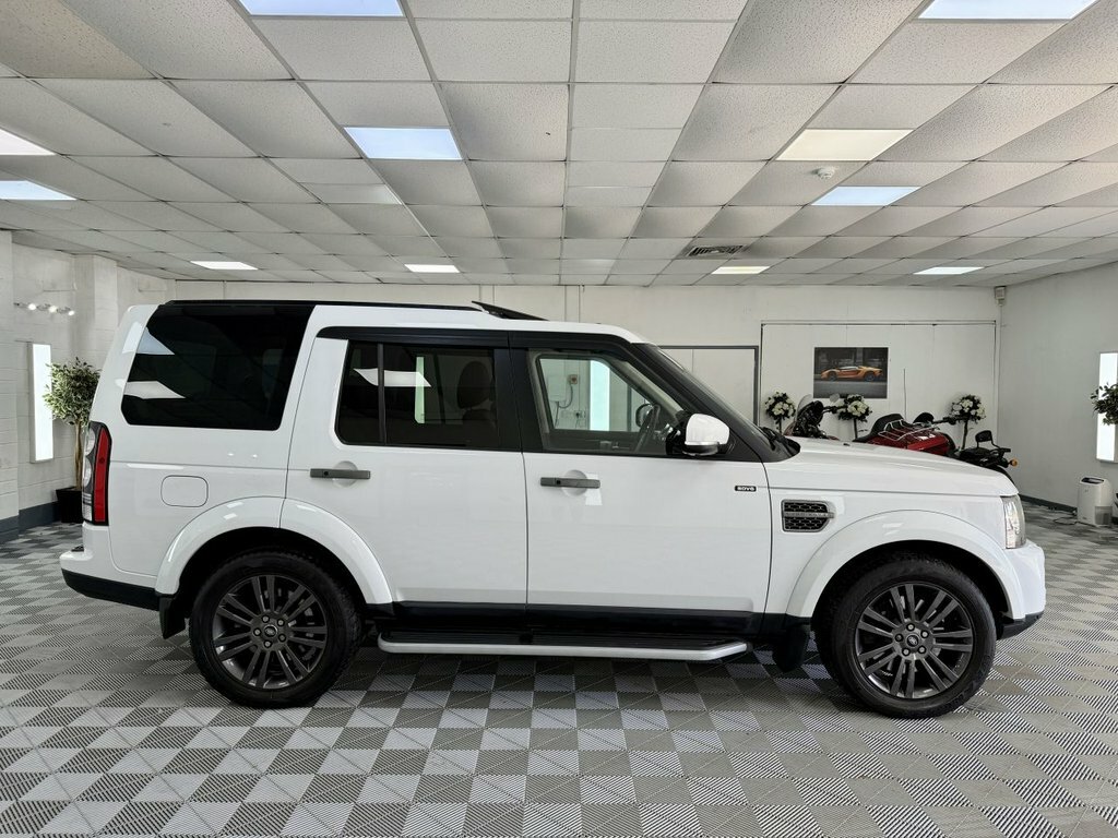 Land Rover Discovery 4 Graphite Black #11