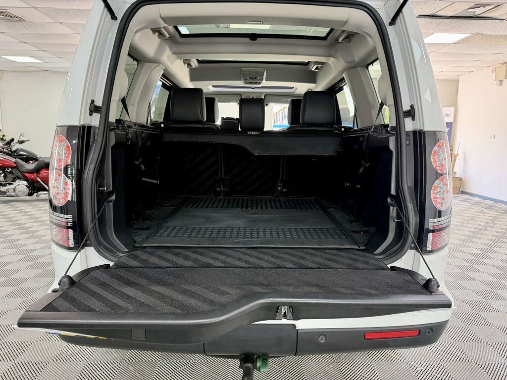 Land Rover Discovery 4 Graphite Black #22