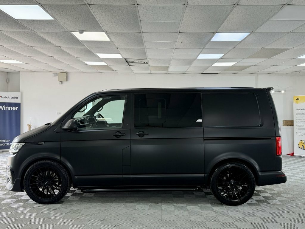 Volkswagen Transporter 2020 2.0 Bitdi T32 Highline Kombi Double Cab D Black #6
