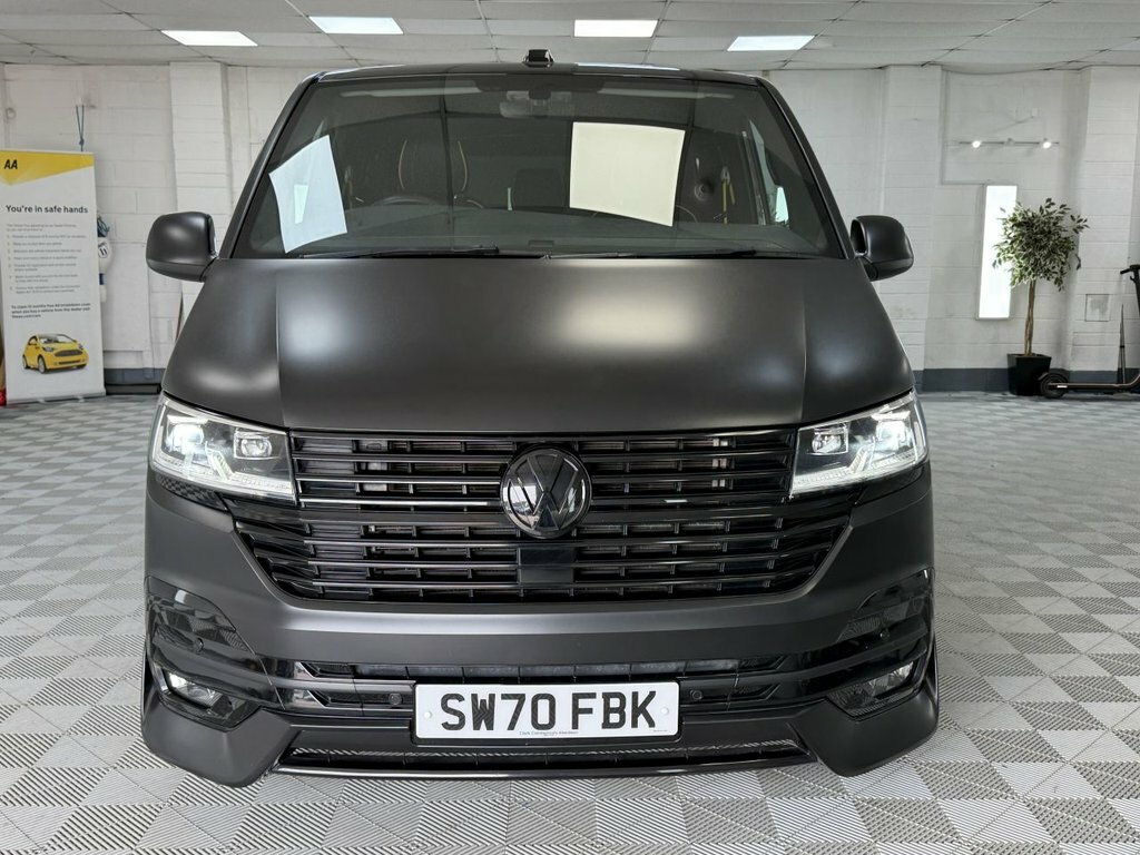 Volkswagen Transporter 2020 2.0 Bitdi T32 Highline Kombi Double Cab D Black #4
