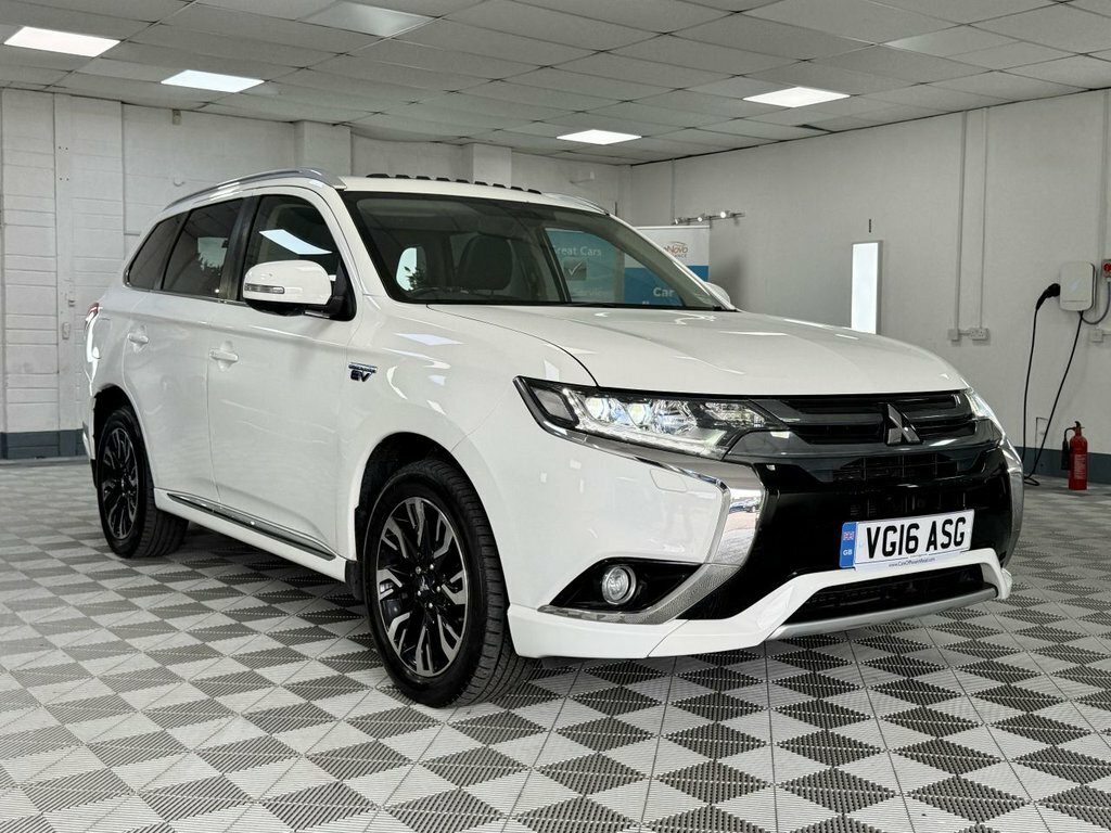 Mitsubishi Outlander 2016 2.0H 12Kwh Gx4h Suv Plug-in Hybrid White