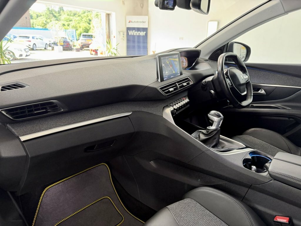 Peugeot 3008 2019 1.5 Bluehdi Allure Suv Euro Grey #3