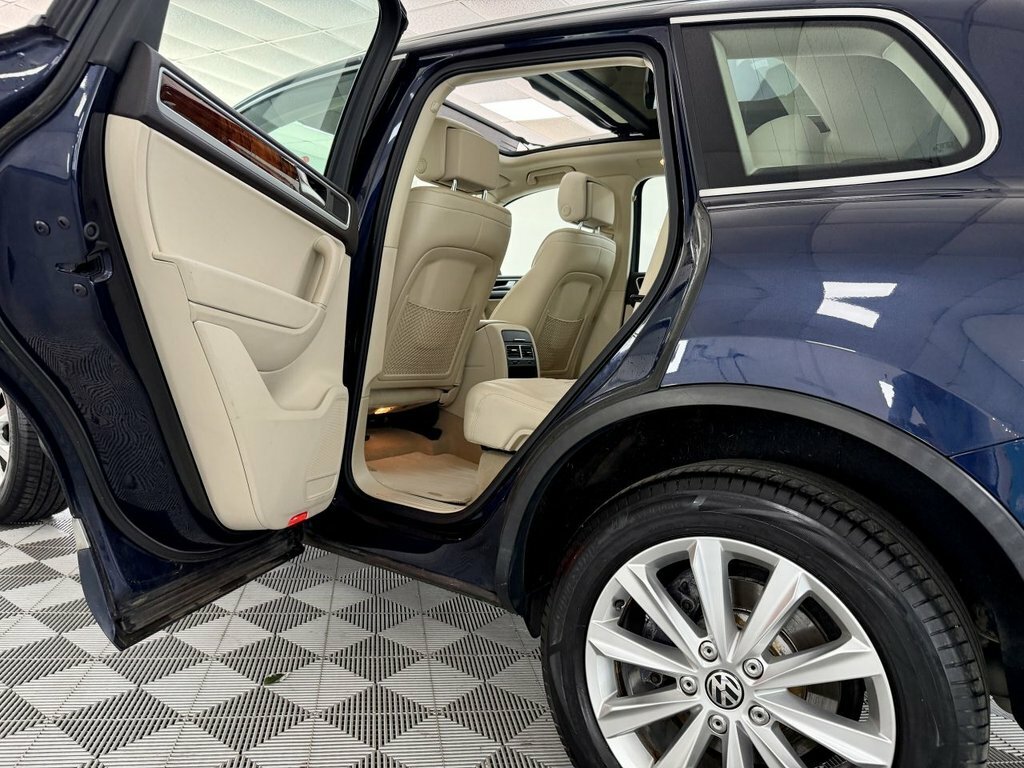 Volkswagen Touareg 3.0 Tdi V6 Bluemotion Tech Se Suv Black #21