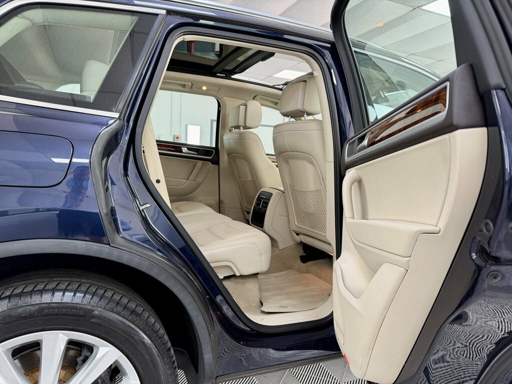 Volkswagen Touareg 3.0 Tdi V6 Bluemotion Tech Se Suv Black #13