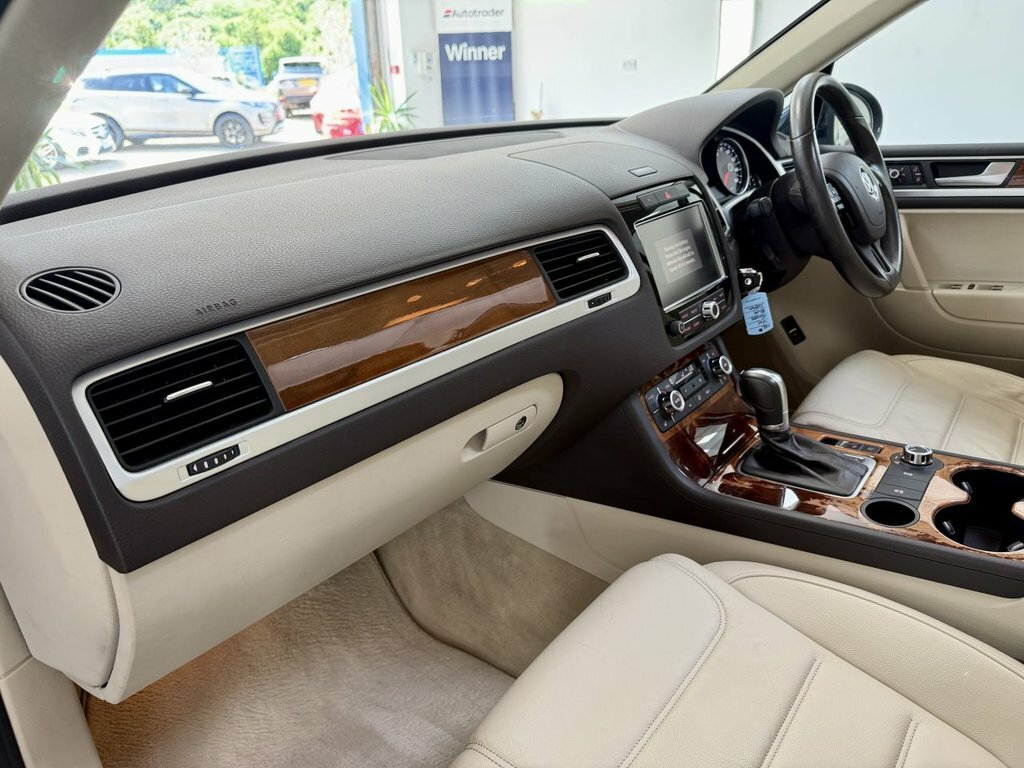 Volkswagen Touareg 3.0 Tdi V6 Bluemotion Tech Se Suv Black #25