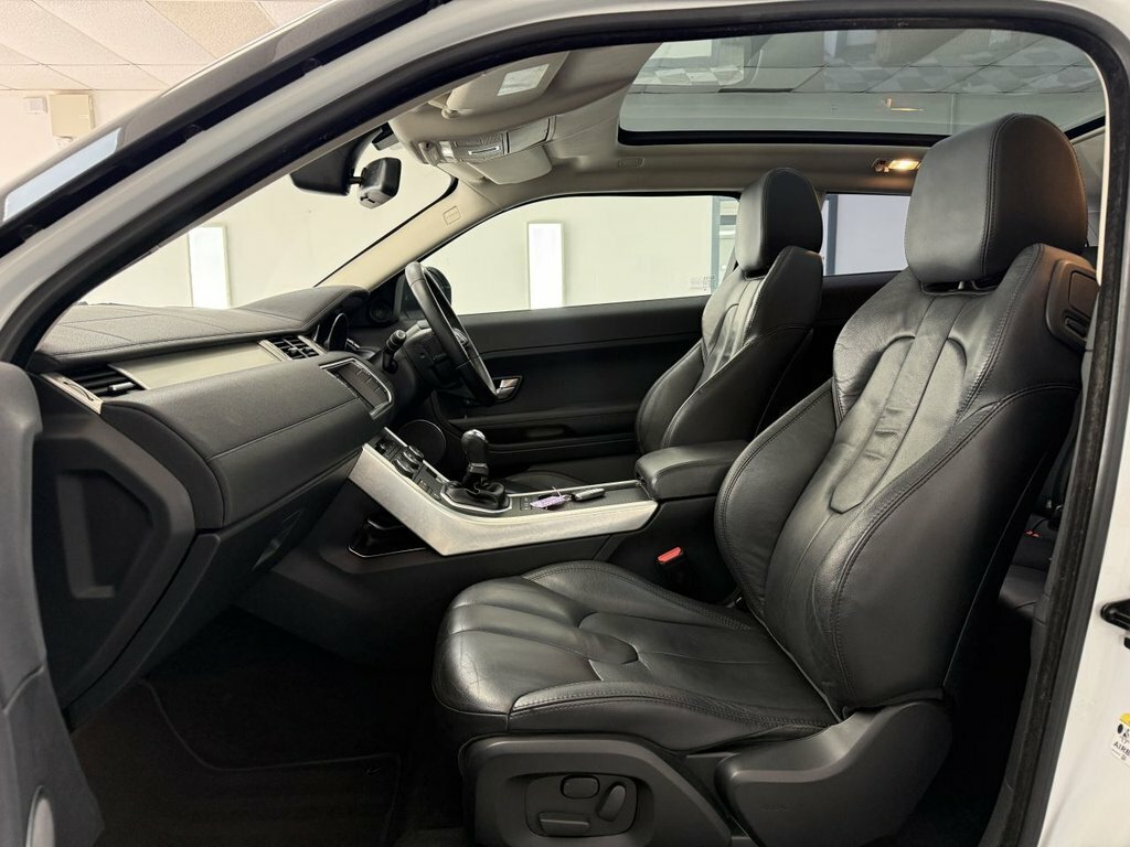 Land Rover Range Rover Evoque 2015 2.2 Sd4 Pure Tech Coupe 4Wd White #2