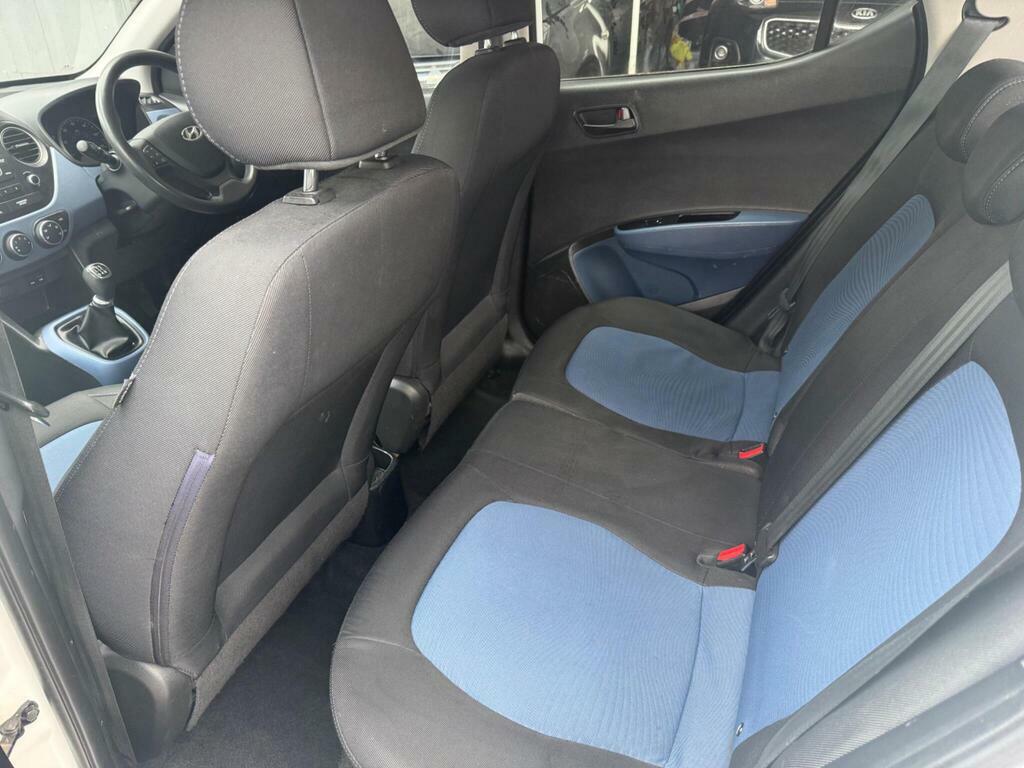 Hyundai I10 1.0 Premium White #16