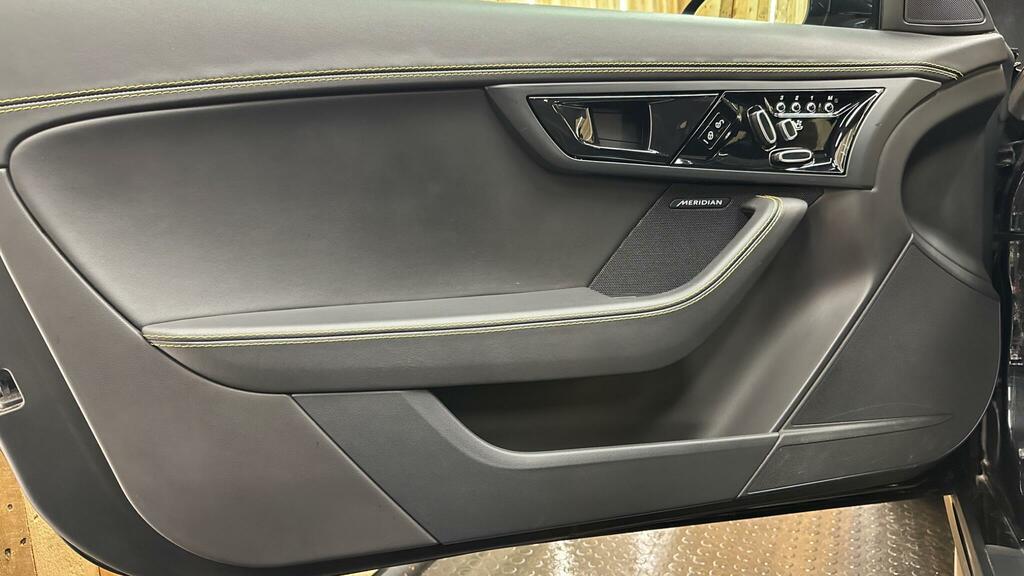 Jaguar F-Type 5.0 Supercharged V8 Svr Awd Black #21