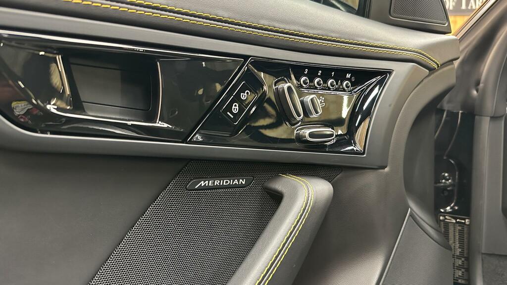 Jaguar F-Type 5.0 Supercharged V8 Svr Awd Black #17
