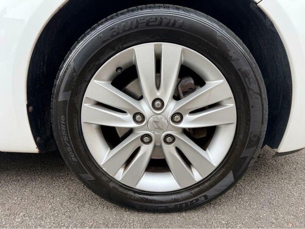 Hyundai Ix20 1.6 Crdi Blue Drive White #12